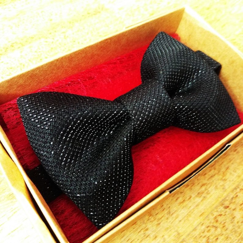 Silver glitter black bow tie with black middle